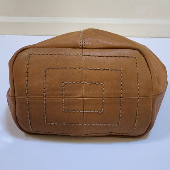 TIGANELLO SHOULDER BAG WITH DOUBLE STRAPS, GENUINE LEATHER, CARMEL COLOR - Picture 4 of 15